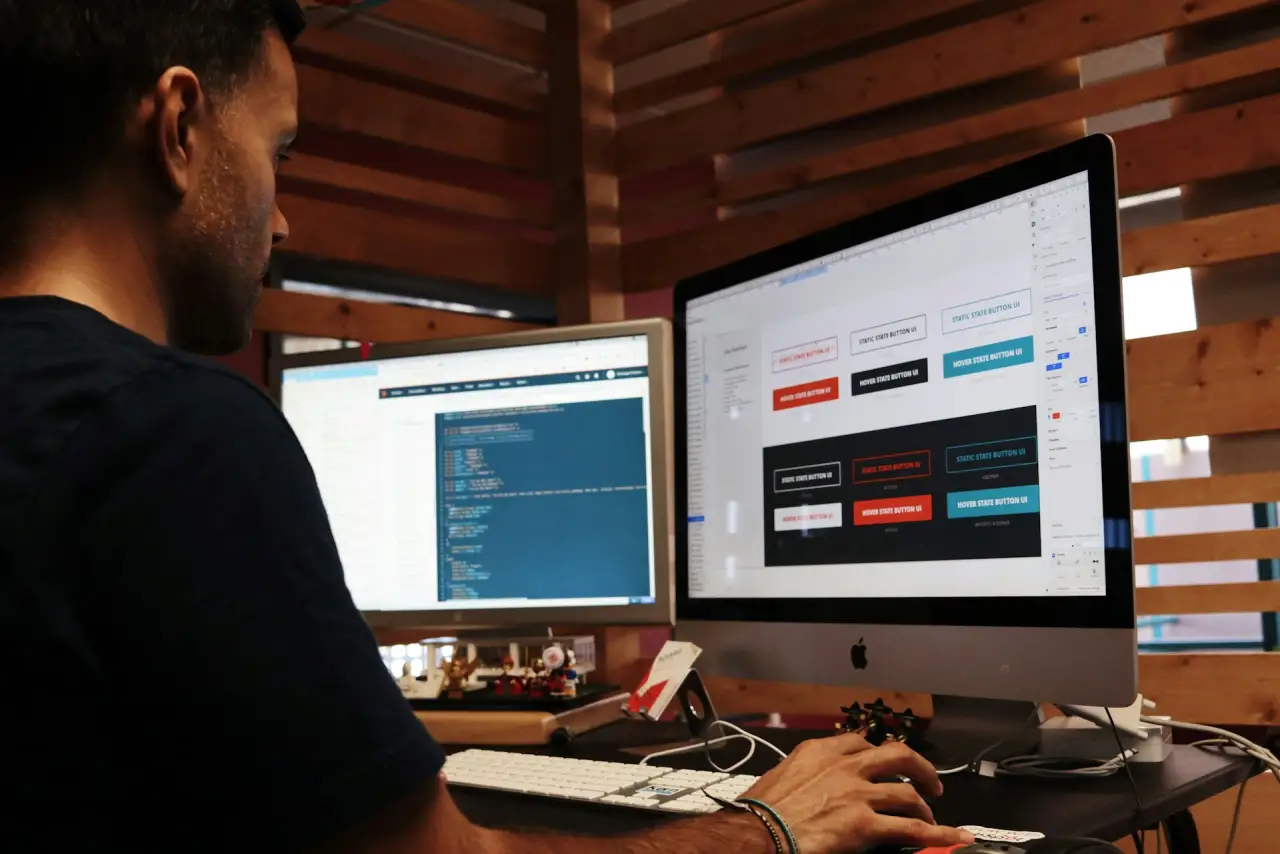 Instantly pull the best info from proposals and success stories